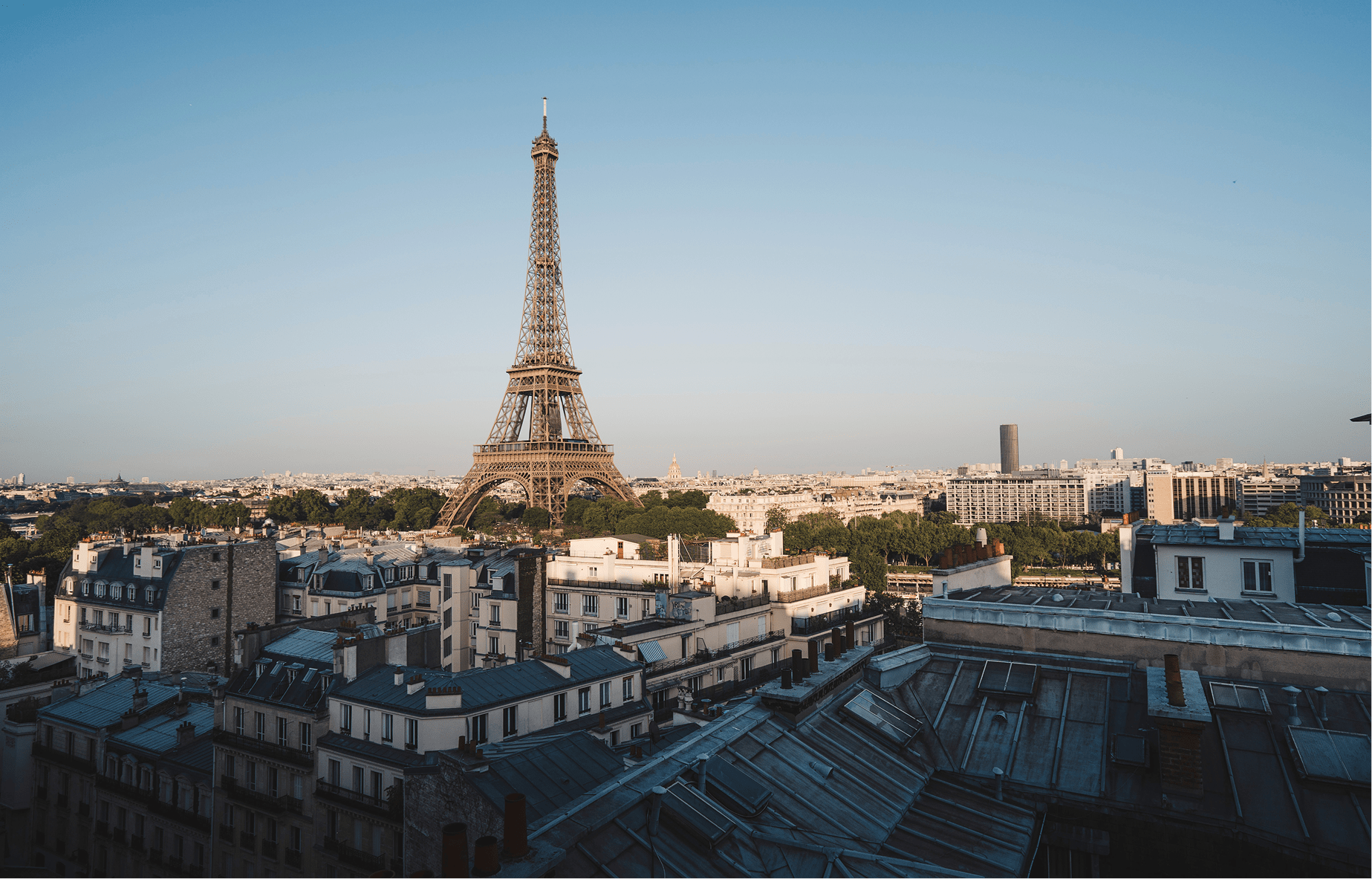 eiffel-tower-champ-de-mars-paris-france-min